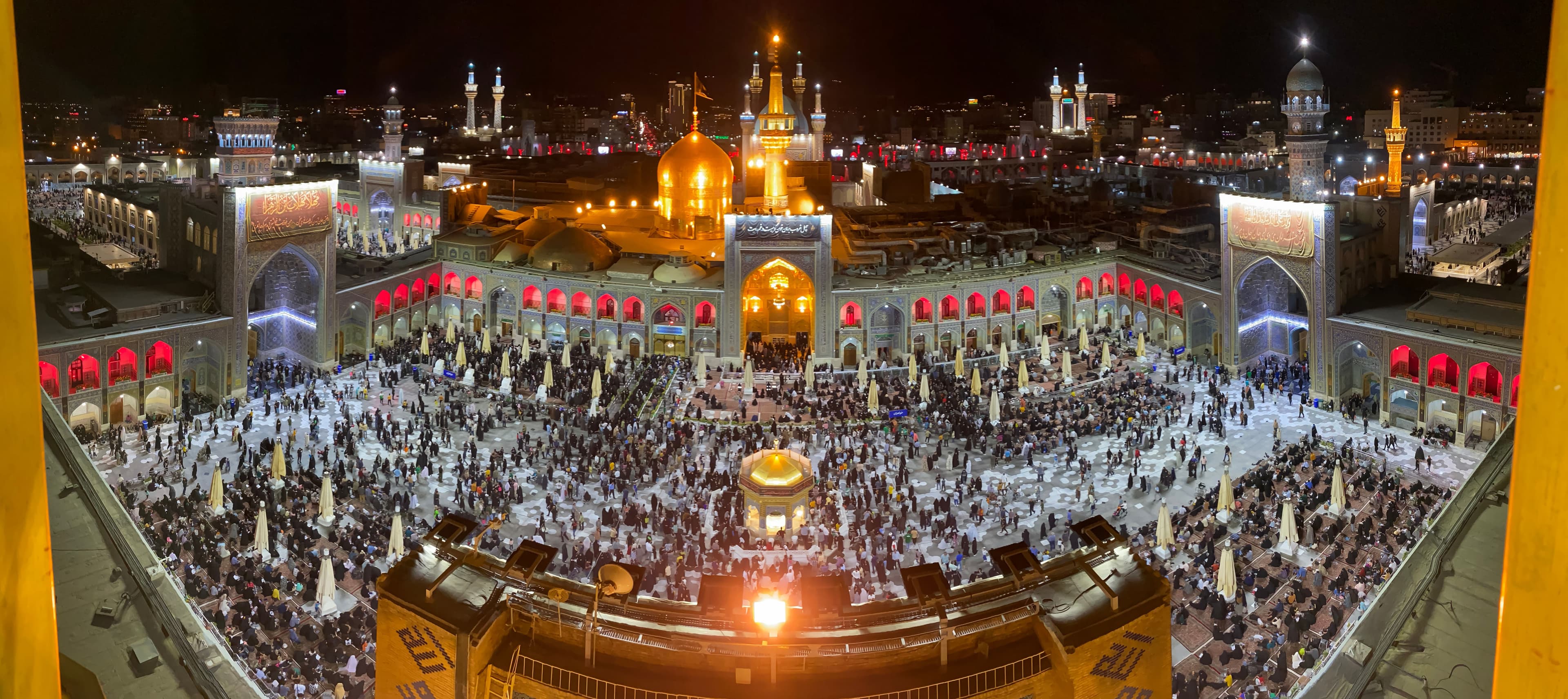 عکس پانوراما صحن انقلاب 