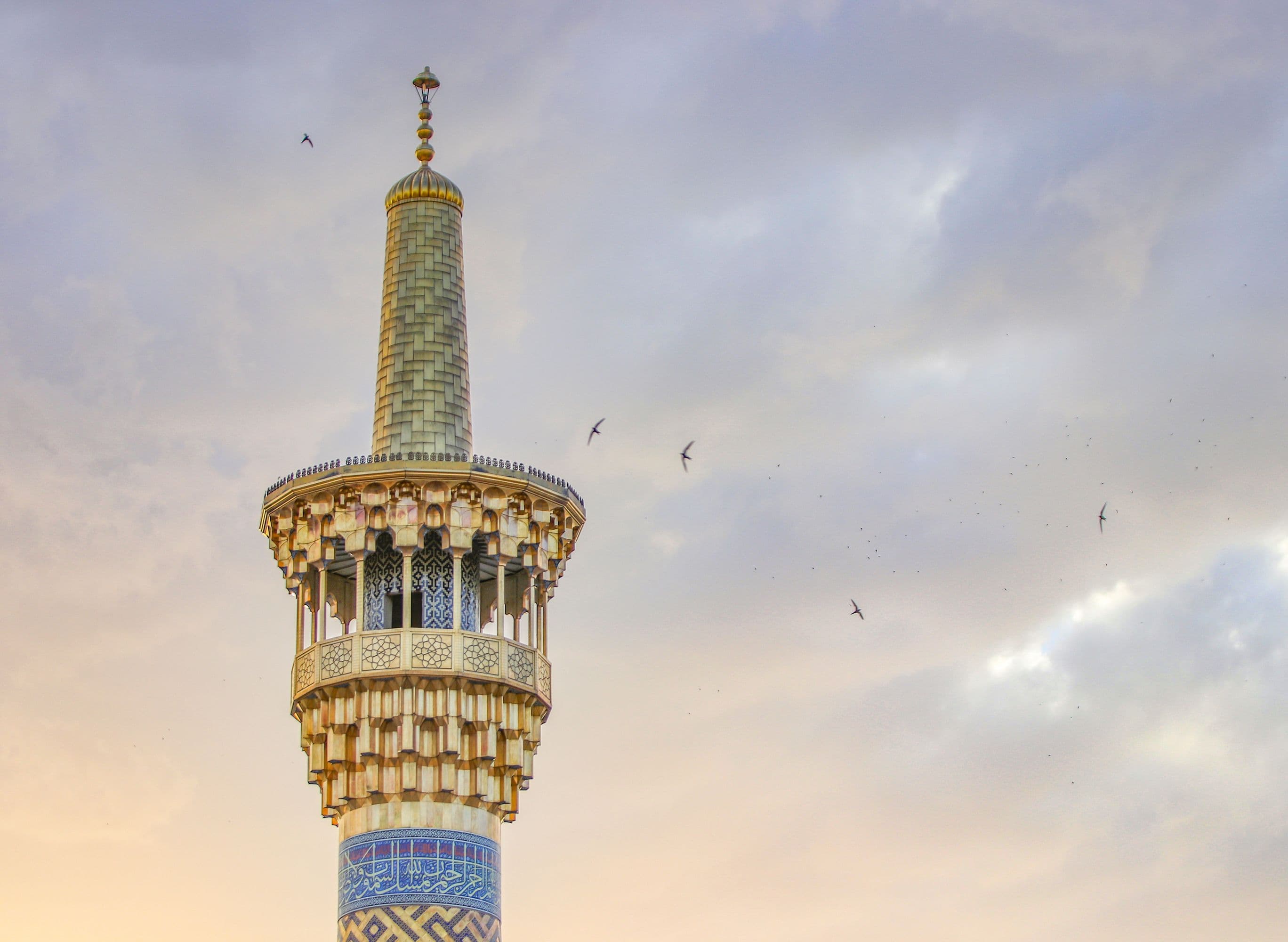 گلدسته حرم مطهر رضوی