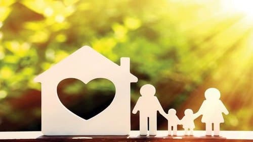 اولویت‌بخشی به خانواده 