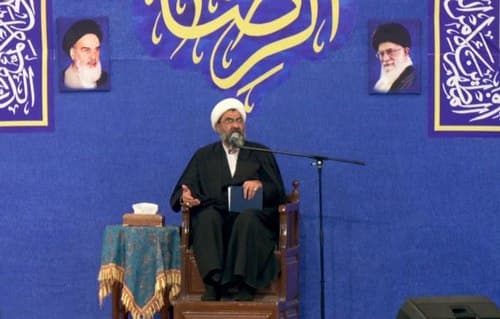 اثر سخنان بیهوده بر زندگی انسان