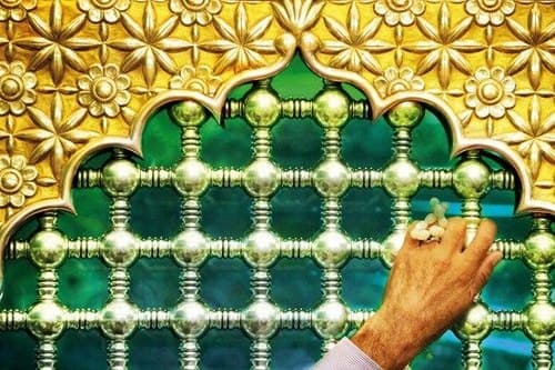 تجدید عهد با امام علیه السلام