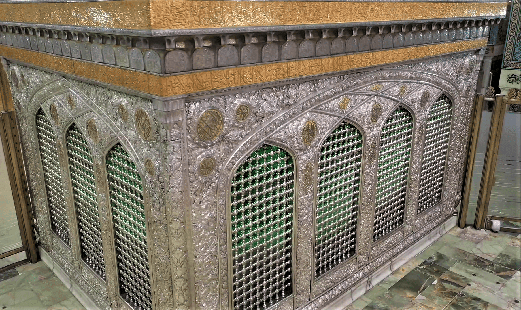 جزئیاتی از طراحی و ساخت ضریح پنجم