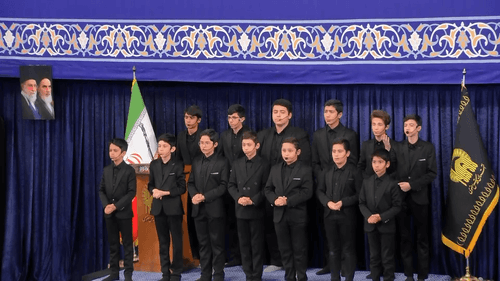 یک نگاهی هم بکن به زیر پات