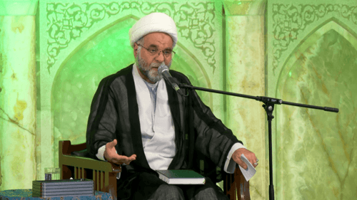 علمی که می‌تواند انسان را به رشد و کمال برساند