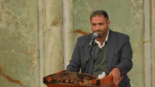 گفتند خلق شبه نبی است این پسر