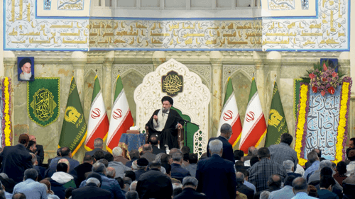 گره گشایی از مشکلات دیگران در سیره امام رضا(ع) 