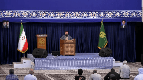 دلم شکسته تو جمکرانت غمت شبیه یک زائر