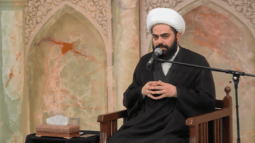 هر چند عده کم باشد  در برابر دشمن ثابت قدم باشید