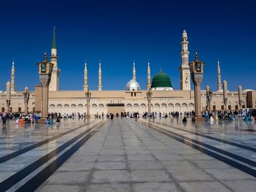 مسلمانوں میں اتحاد ضروری ہے (1)