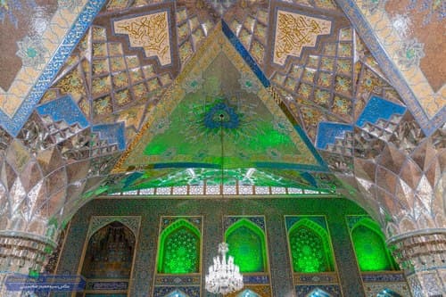 آلبوم | آیینه کاری‌ و کاشیکاری رواق امام خمینی (ره)