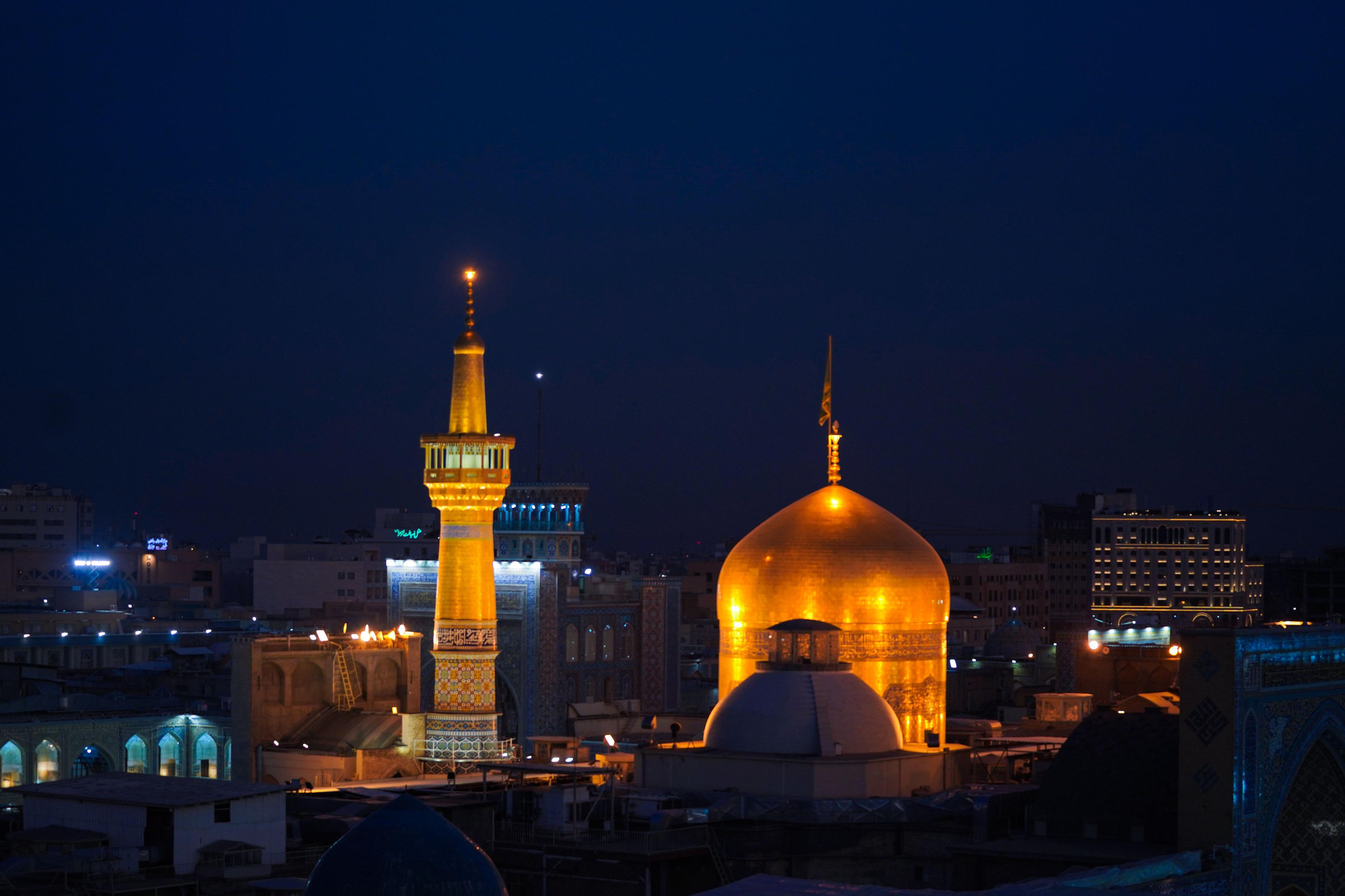 گنبد حرم امام رضا علیه السلام