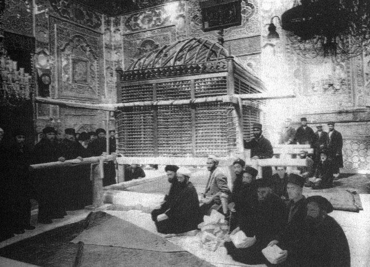 اولین صندوق مرقد مطهر امام رضا(ع)