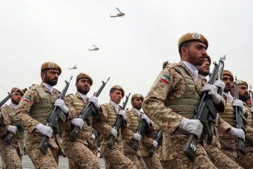 مردمی شدن ارتش از دستاوردهای نظامی انقلاب اسلامی