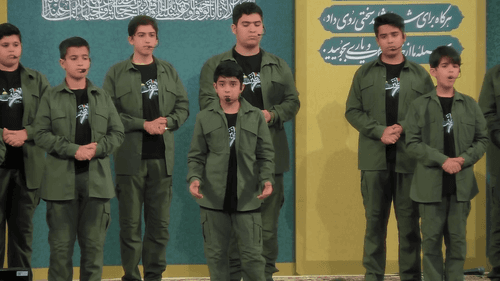 با عشق دعا می گوییم ما پیروزیم